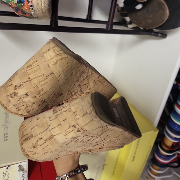 Cork screw wedge - Picture 3 of 3